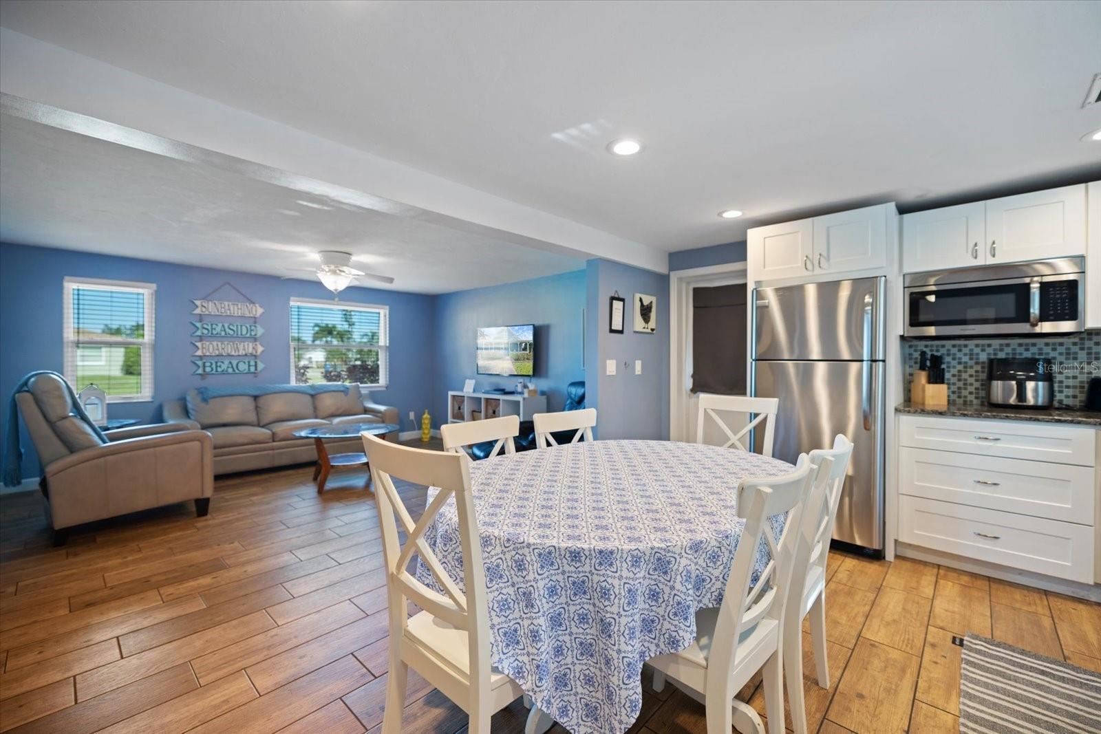 Image 18 of 75 For 3504 Estrada Street