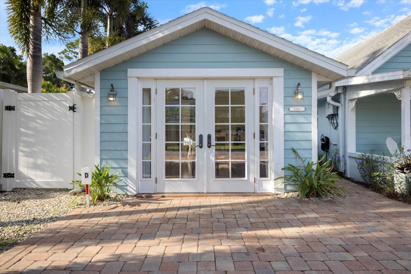 Image 8 of 75 For 3504 Estrada Street
