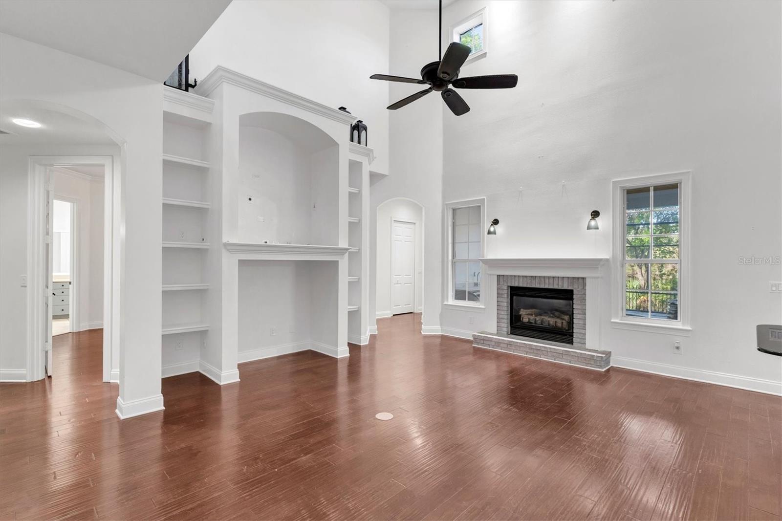 Listing photo id 8 for 10818 Tradition Loop