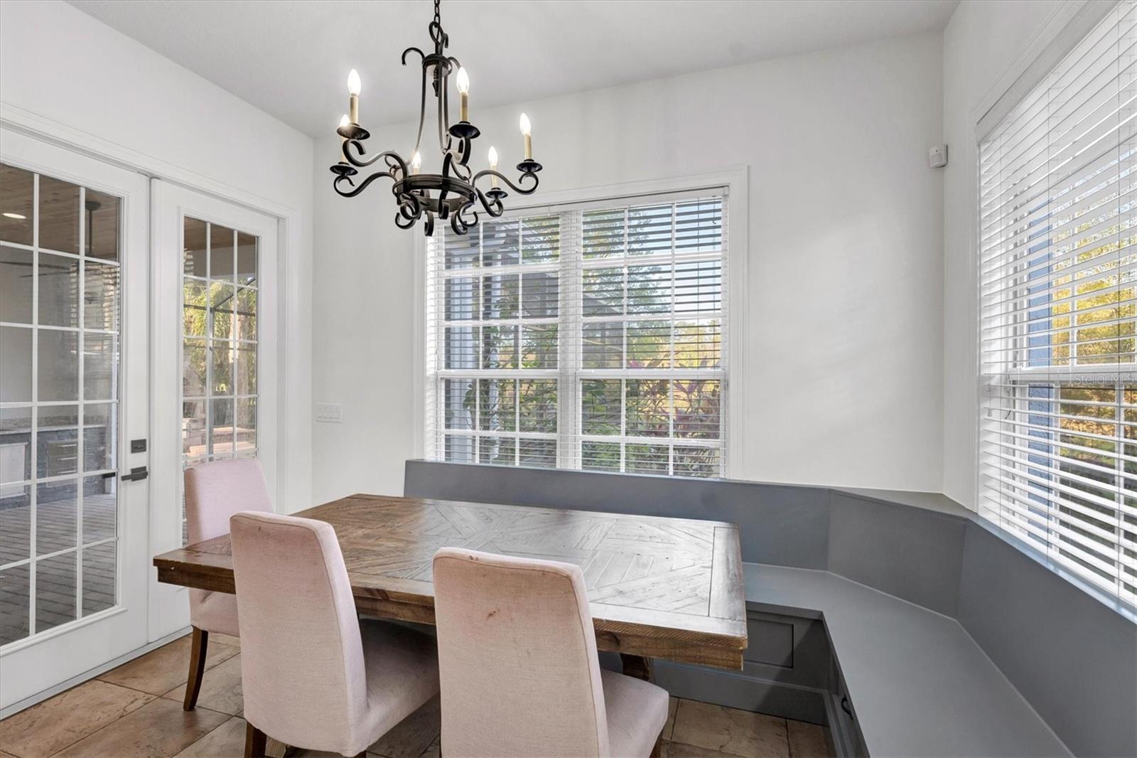 Listing photo id 17 for 10818 Tradition Loop