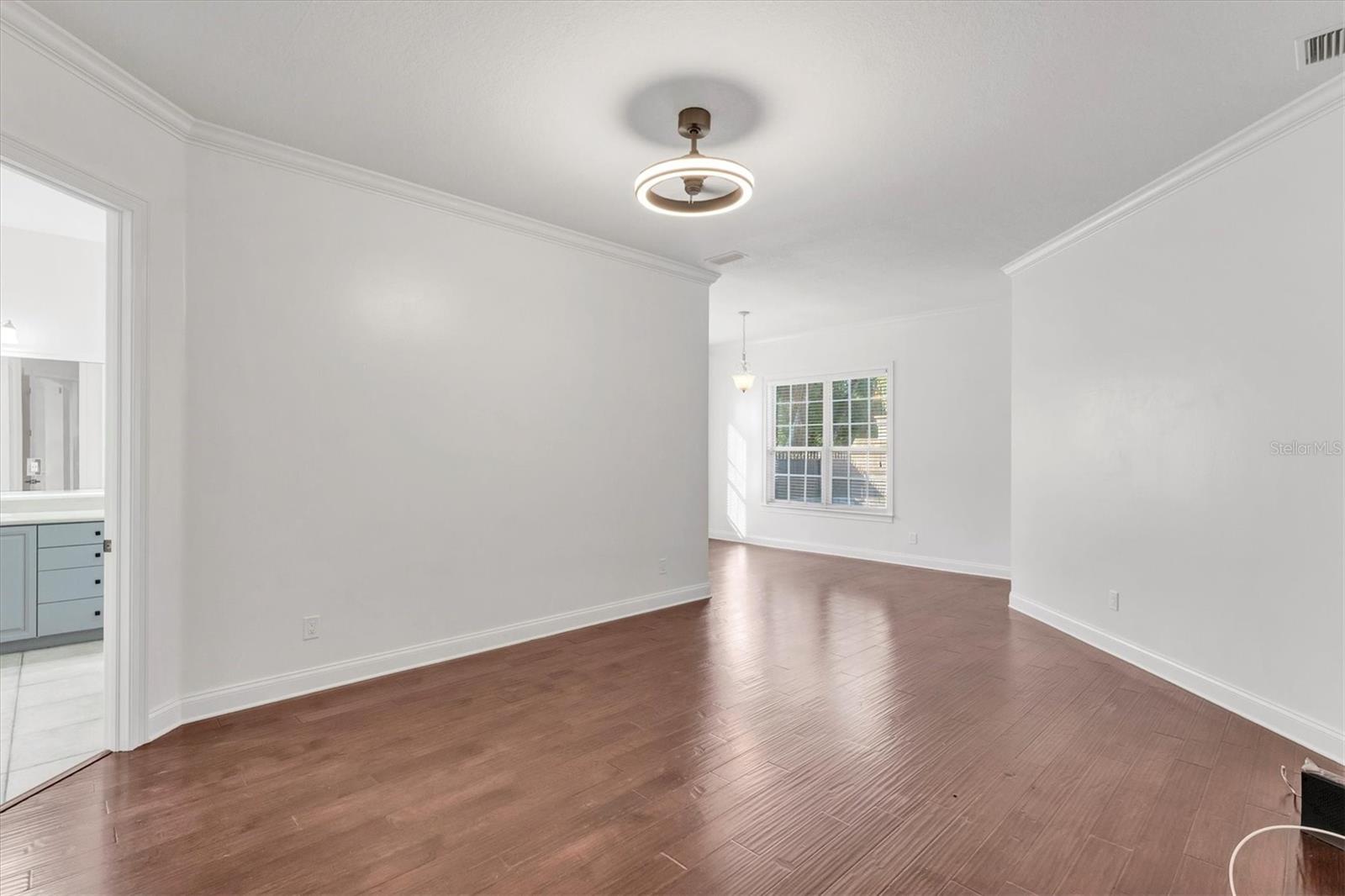 Listing photo id 18 for 10818 Tradition Loop