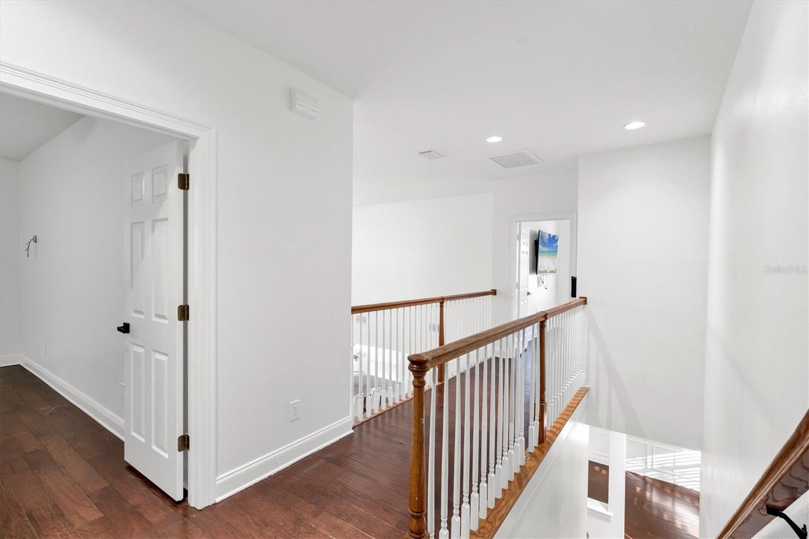 Listing photo id 25 for 10818 Tradition Loop