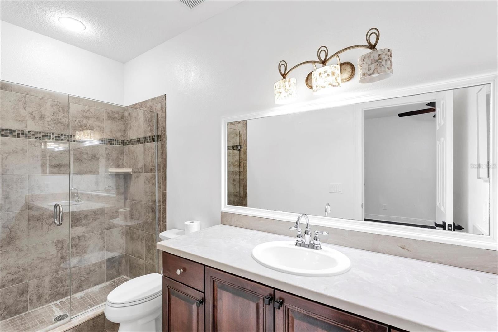 Listing photo id 28 for 10818 Tradition Loop