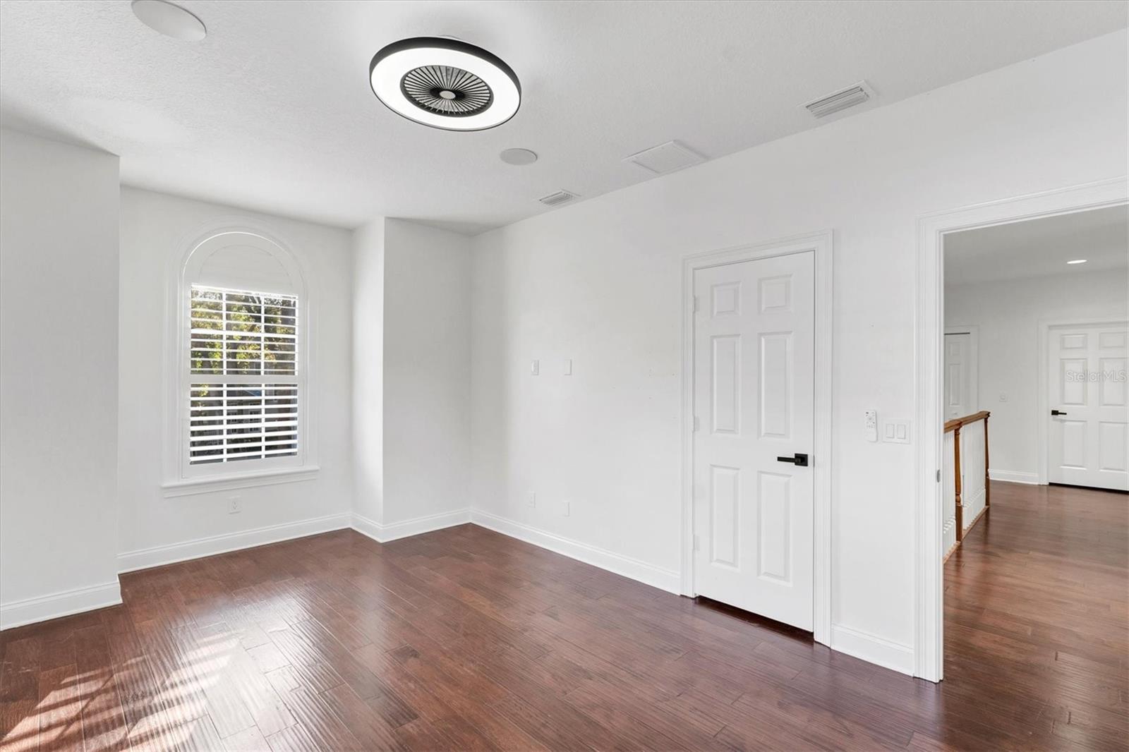 Listing photo id 35 for 10818 Tradition Loop