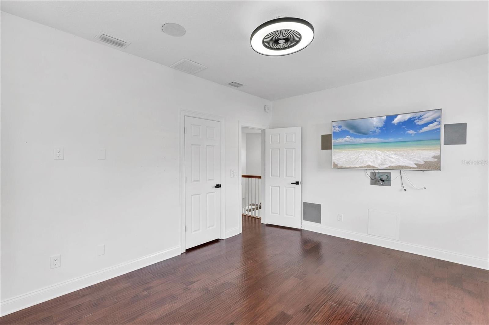 Listing photo id 36 for 10818 Tradition Loop