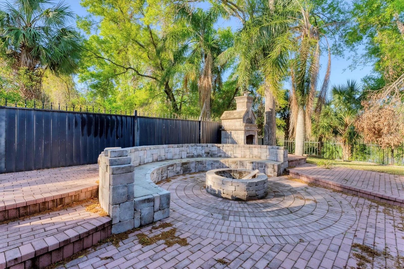 Listing photo id 44 for 10818 Tradition Loop