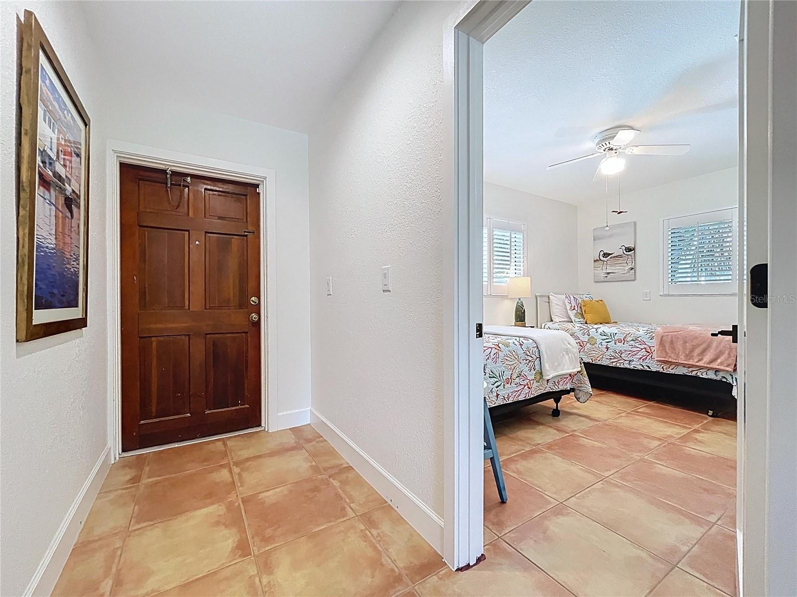 Image 33 of 70 For 706 Jacaranda Road
