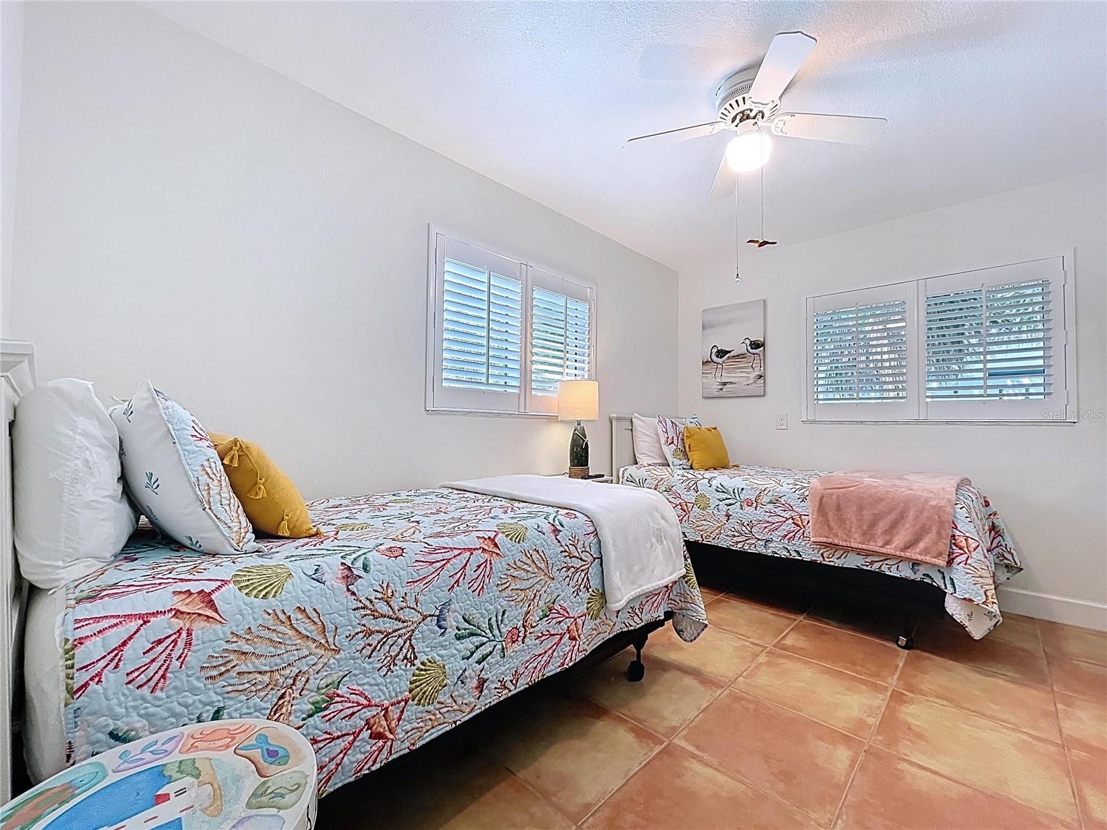 Image 37 of 70 For 706 Jacaranda Road