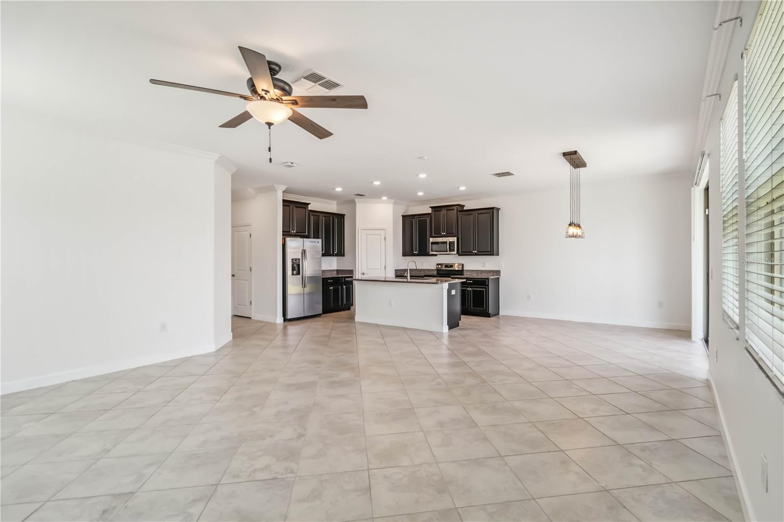 Image 10 of 59 For 9629 Ivory Drive