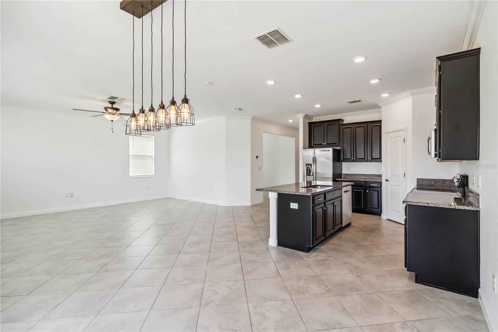 Image 12 of 59 For 9629 Ivory Drive