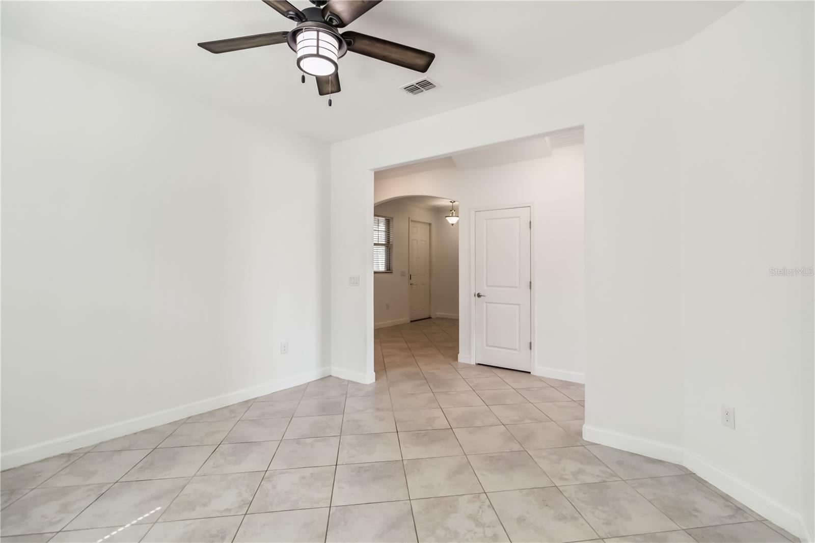 Image 22 of 59 For 9629 Ivory Drive