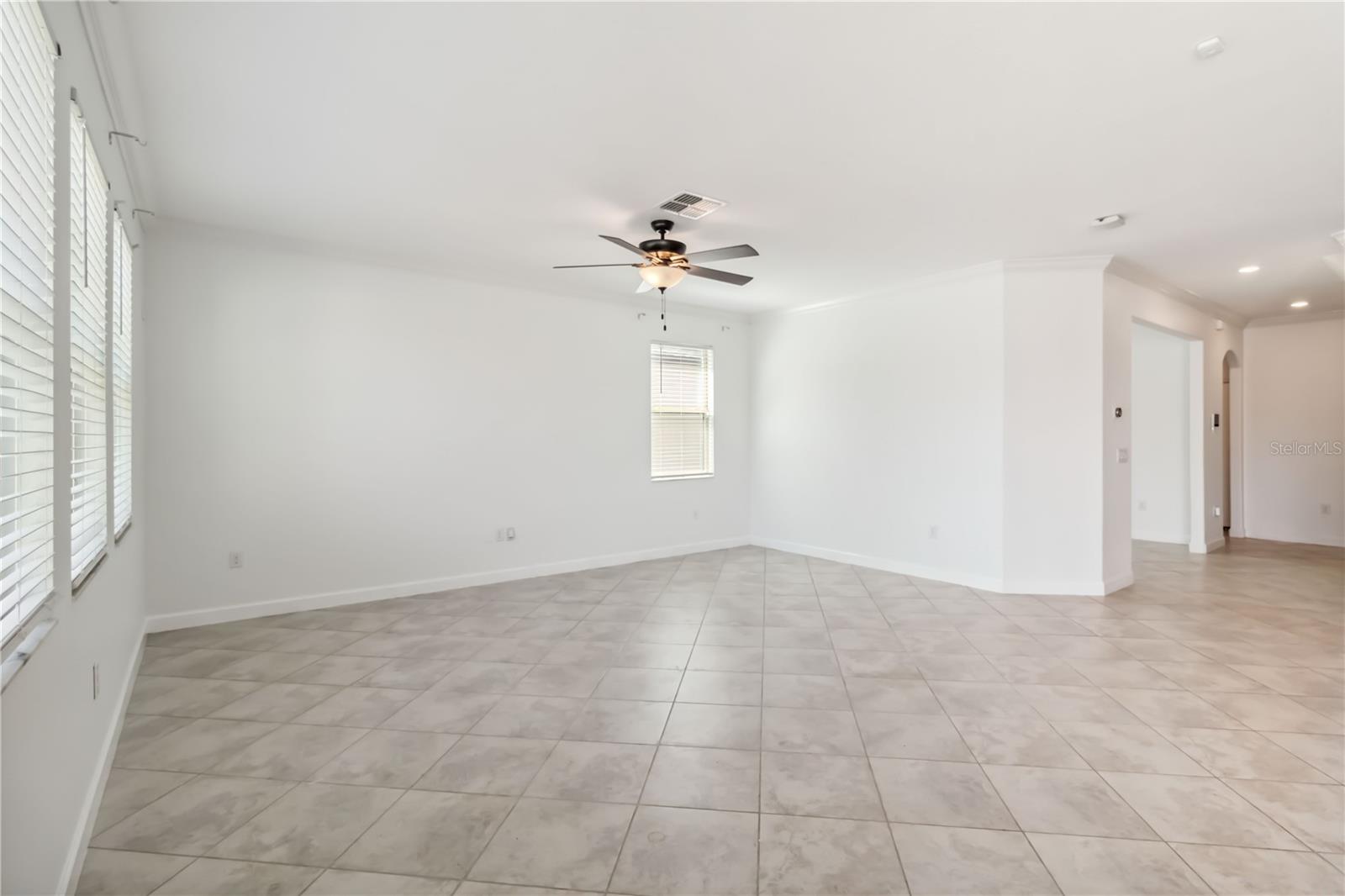 Image 8 of 59 For 9629 Ivory Drive