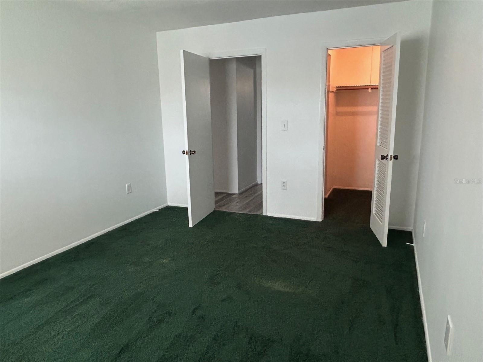 Image 4 of 7 For 2810 Swifton Drive 106