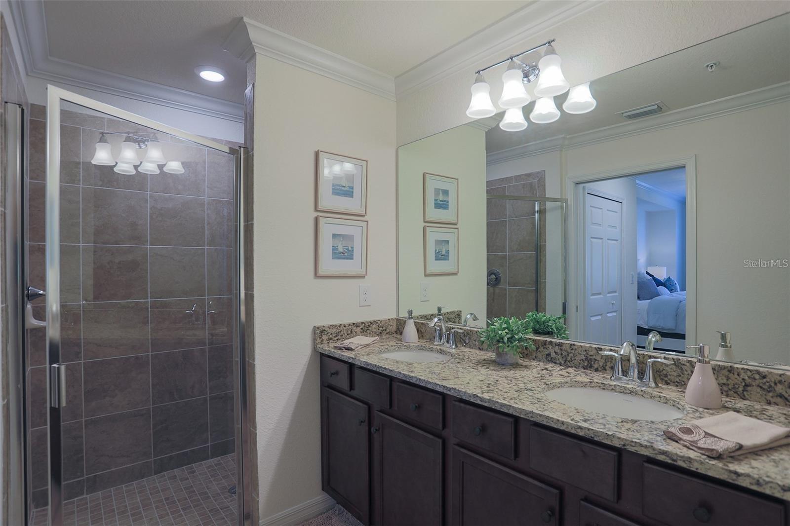 Image 22 of 31 For 5507 Palmer Circle 105