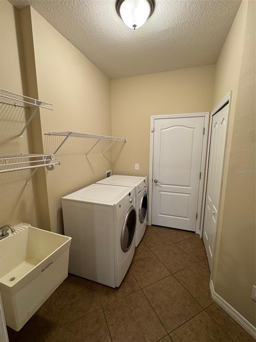 Image 22 of 23 For 8302 Karpeal Drive