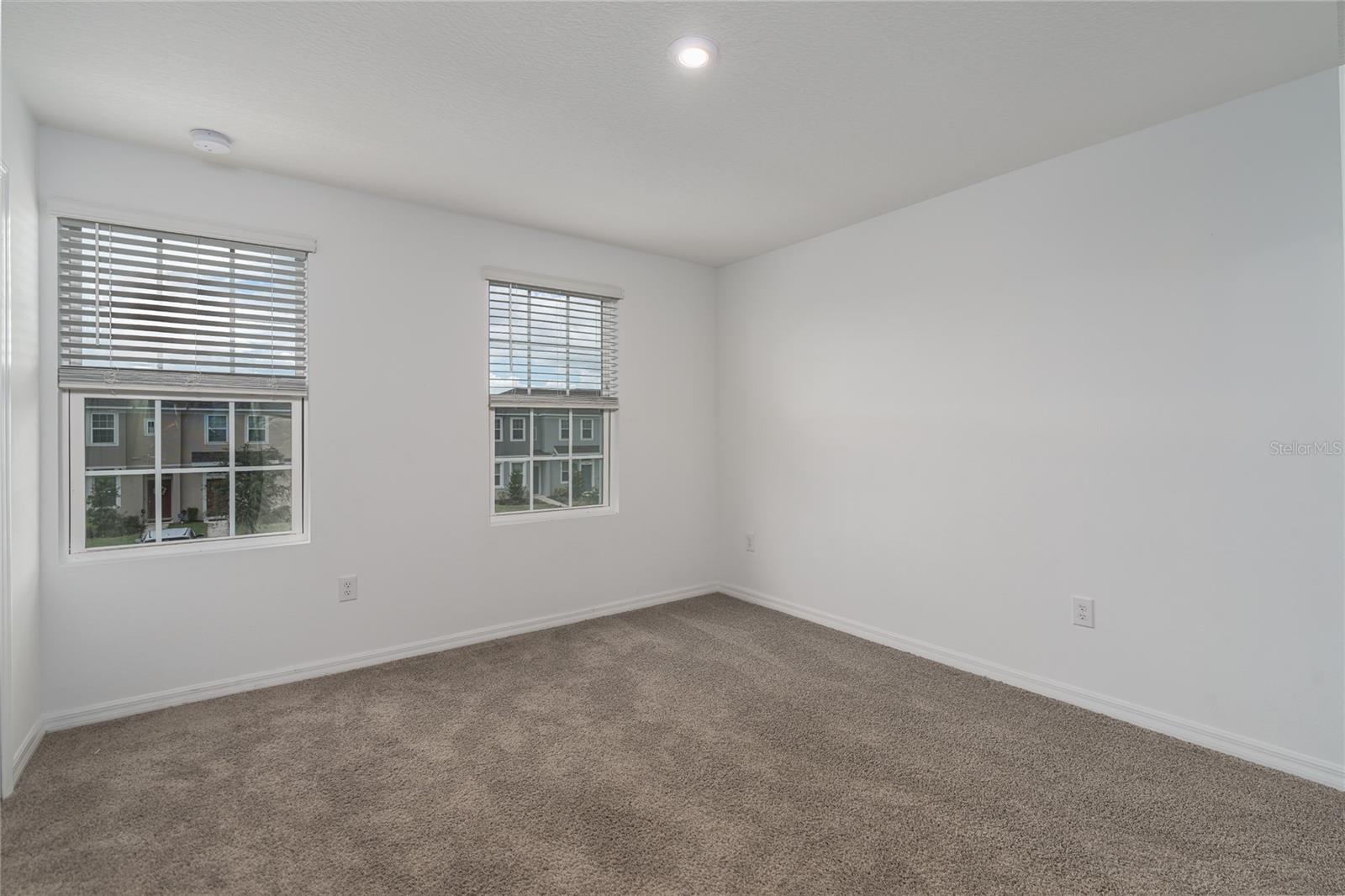 Image 14 of 39 For 6329 Fairmont Lane