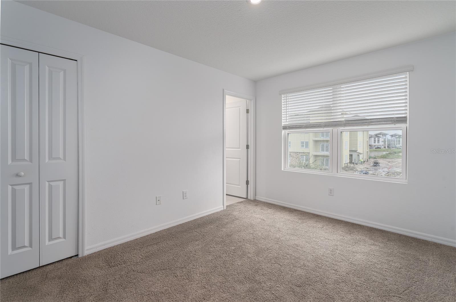 Image 19 of 39 For 6329 Fairmont Lane