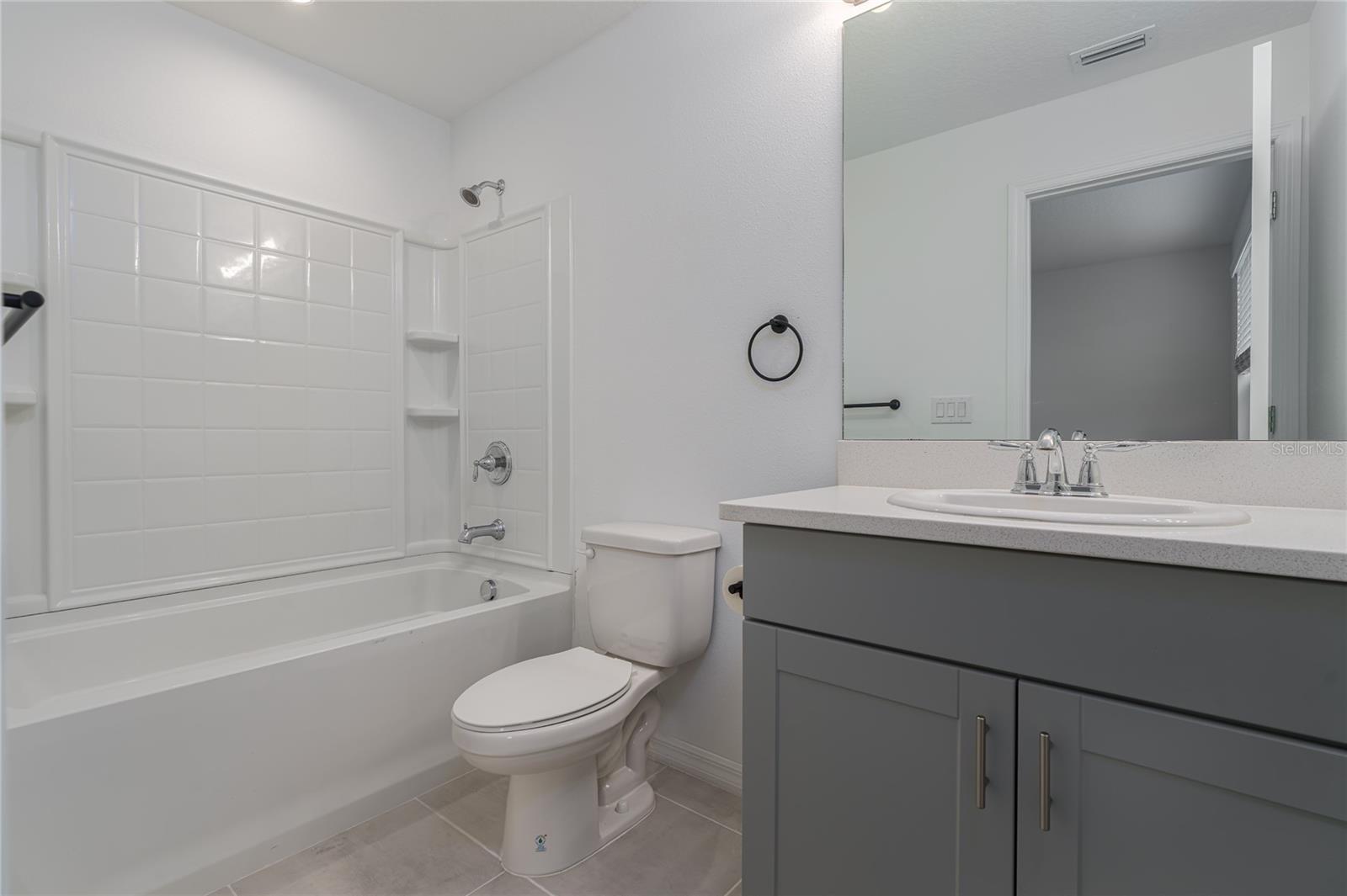 Image 20 of 39 For 6329 Fairmont Lane