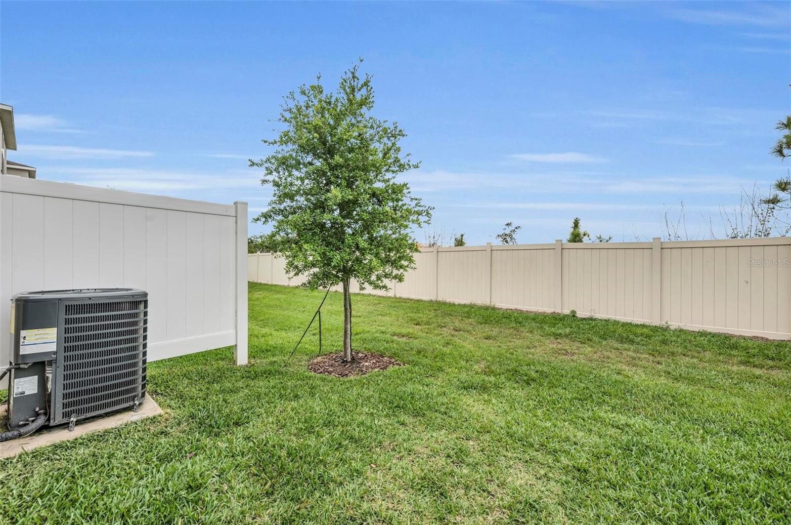 Image 25 of 39 For 6329 Fairmont Lane