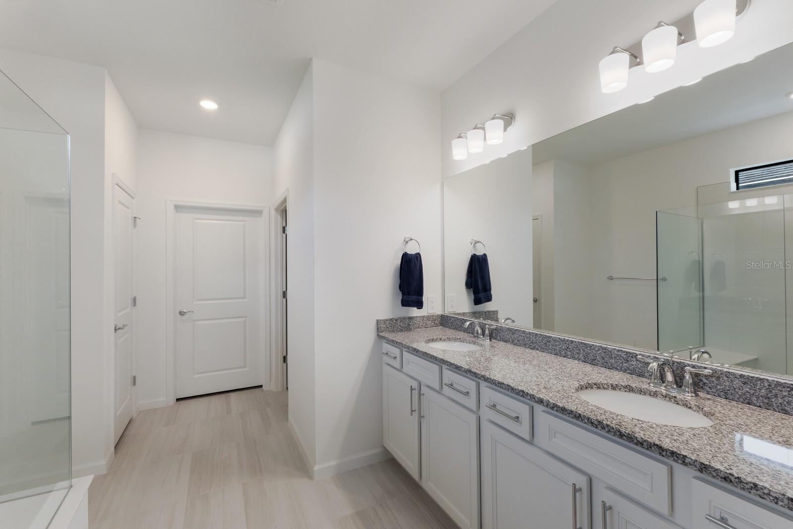 Image 16 of 25 For 706 Gadwall Court