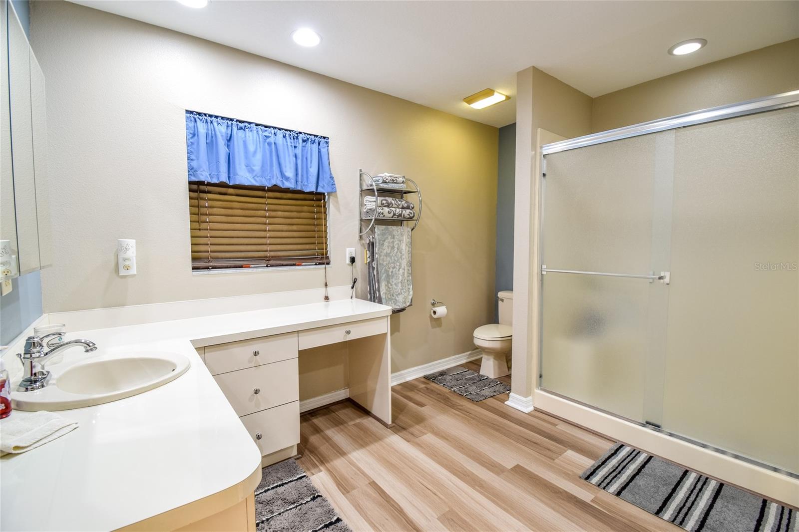 Image 20 of 32 For 6905 229th Street E