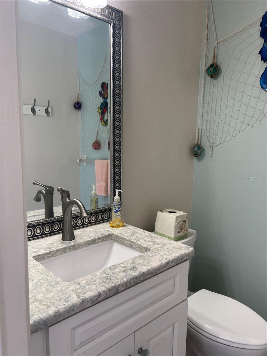 Image 10 of 46 For 4703 35th Court E