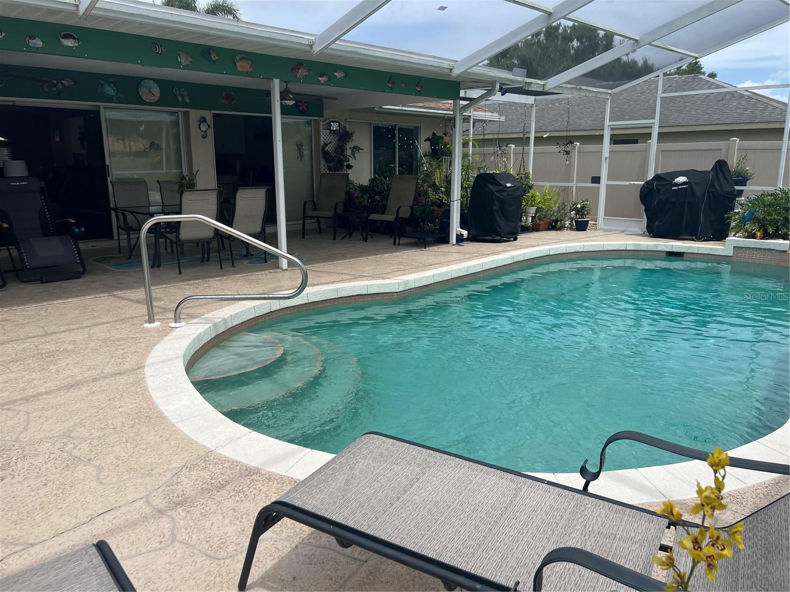 Image 3 of 46 For 4703 35th Court E