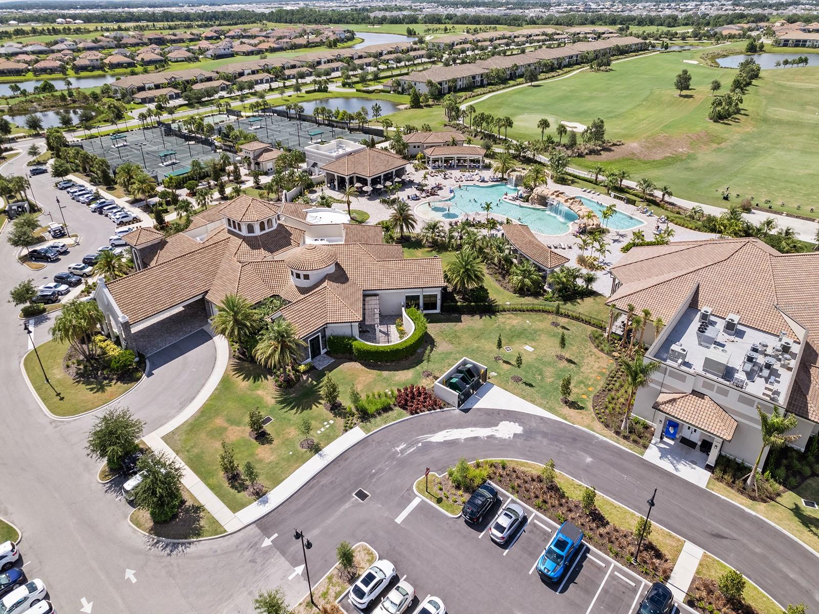 Image 26 of 92 For 17118 Vardon Terrace 307