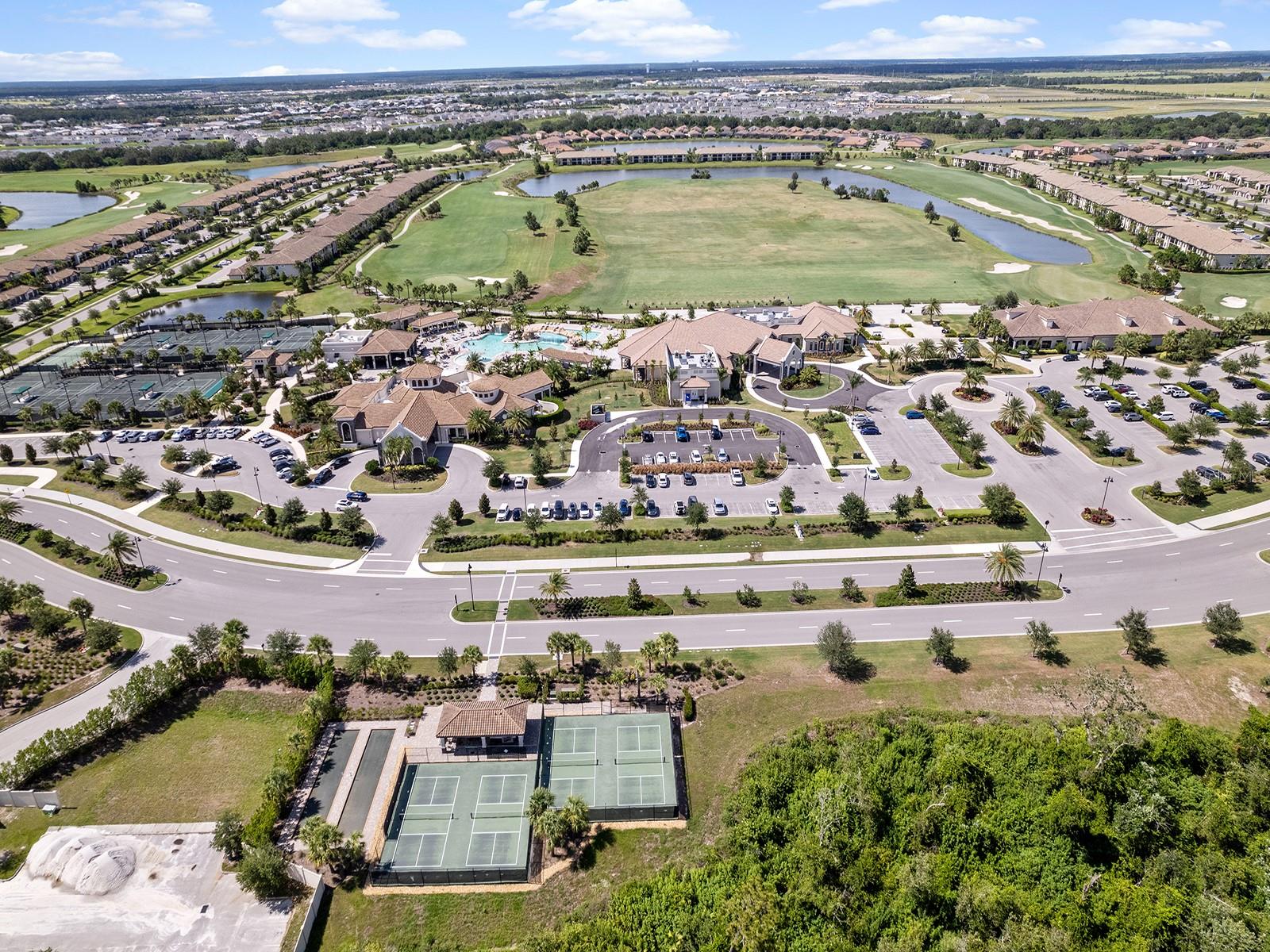 Image 29 of 92 For 17118 Vardon Terrace 307