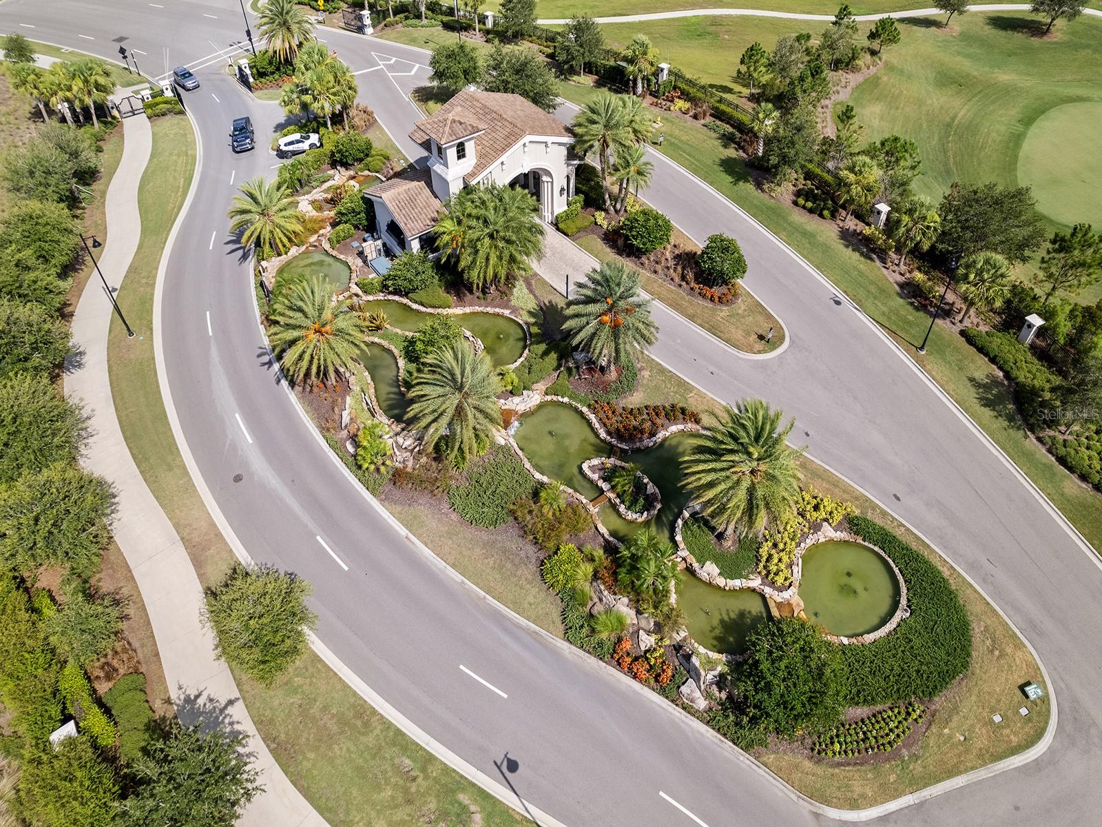 Image 33 of 92 For 17118 Vardon Terrace 307