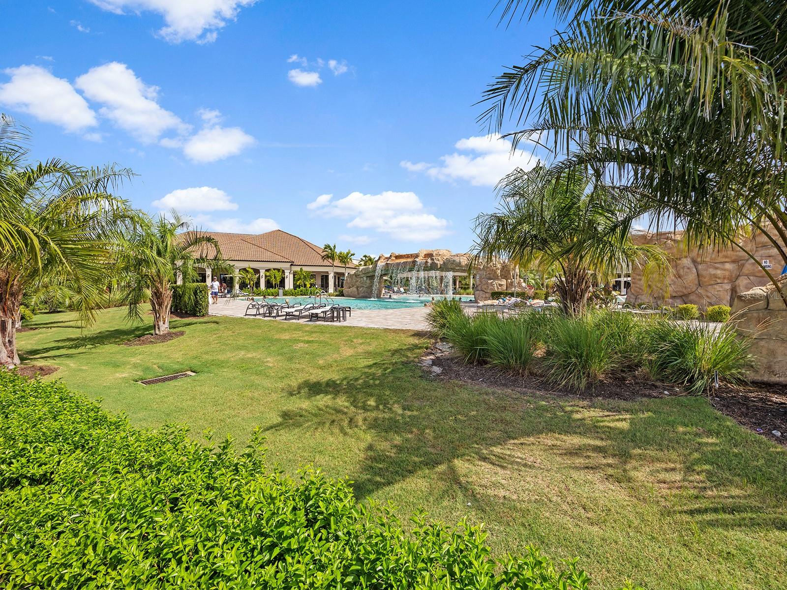 Image 41 of 92 For 17118 Vardon Terrace 307