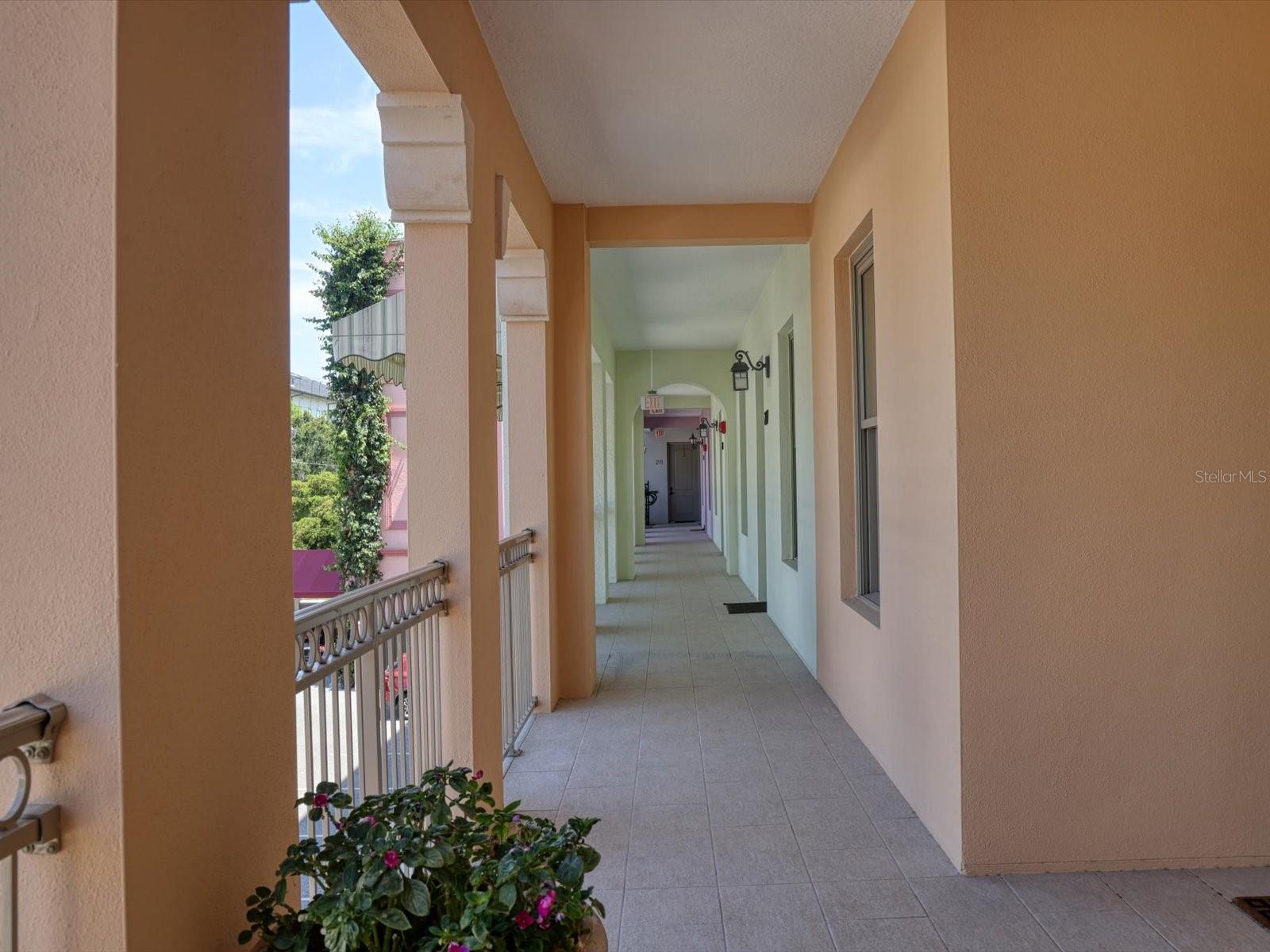 Image 32 of 47 For 525 Orange Avenue 204