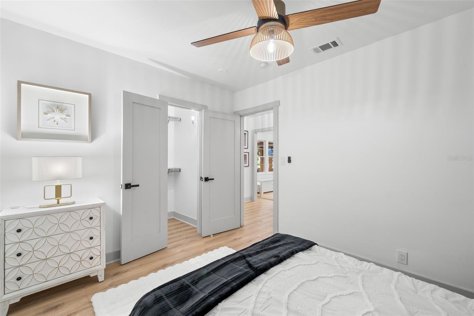 Image 16 of 25 For 4536 1st Avenue N
