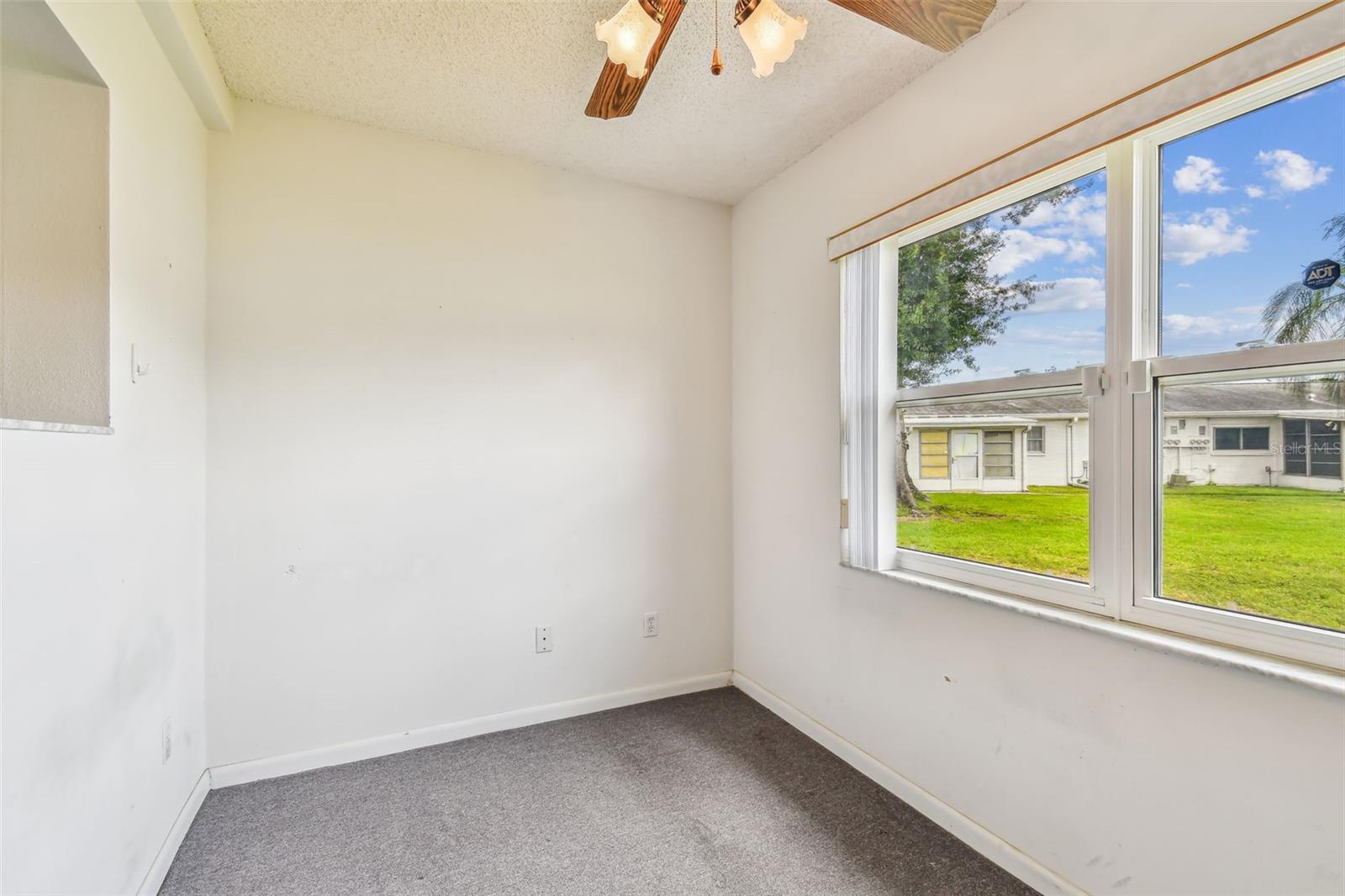 Image 21 of 75 For 5070 Lily Street N