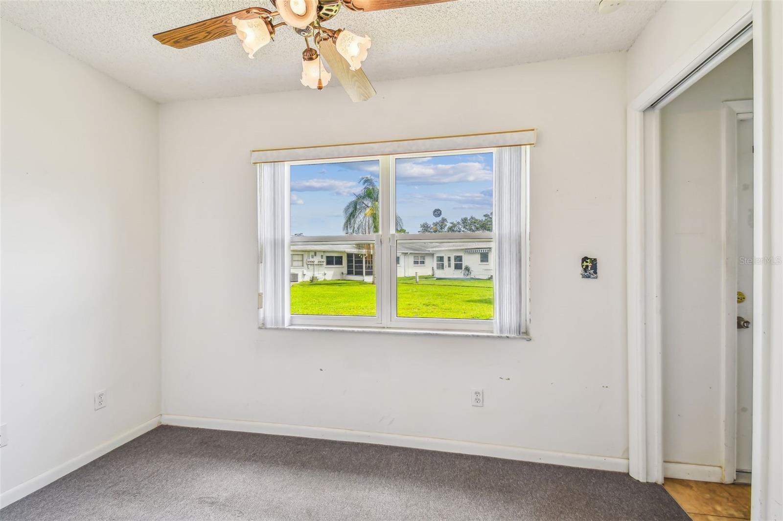 Image 23 of 75 For 5070 Lily Street N