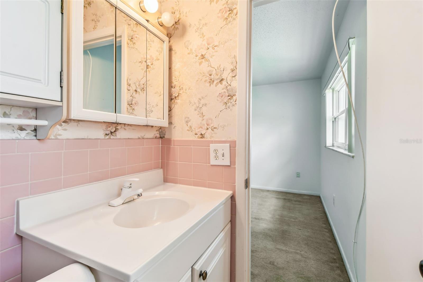 Image 31 of 75 For 5070 Lily Street N