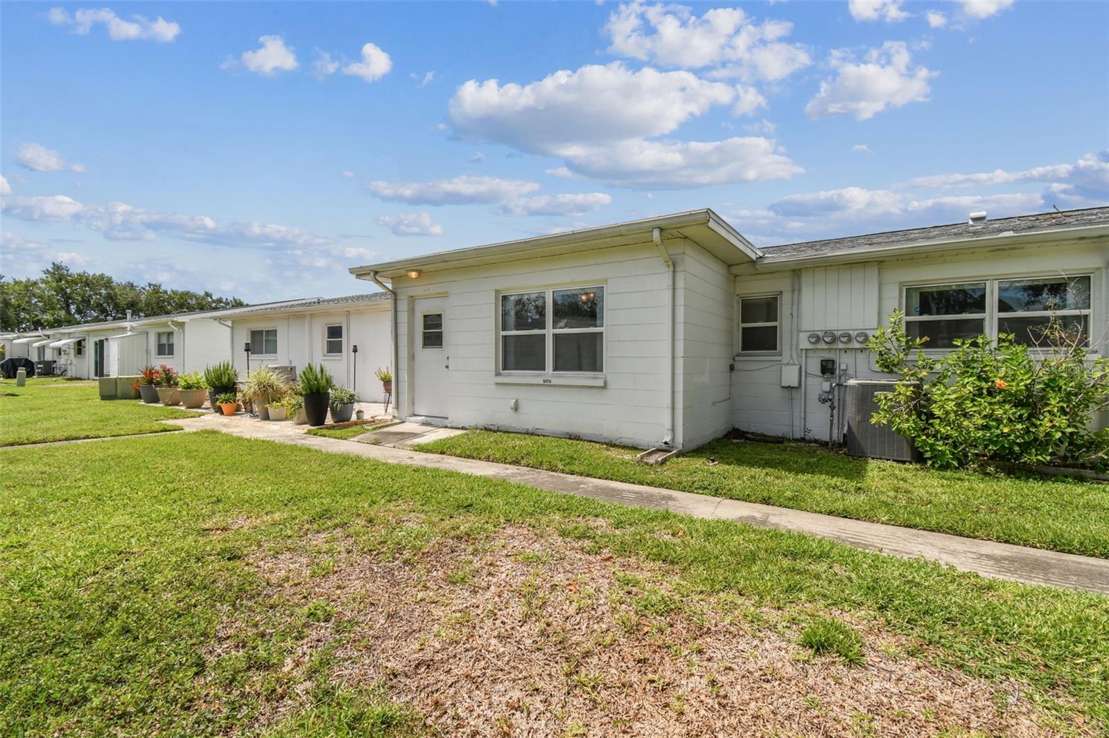 Image 40 of 75 For 5070 Lily Street N
