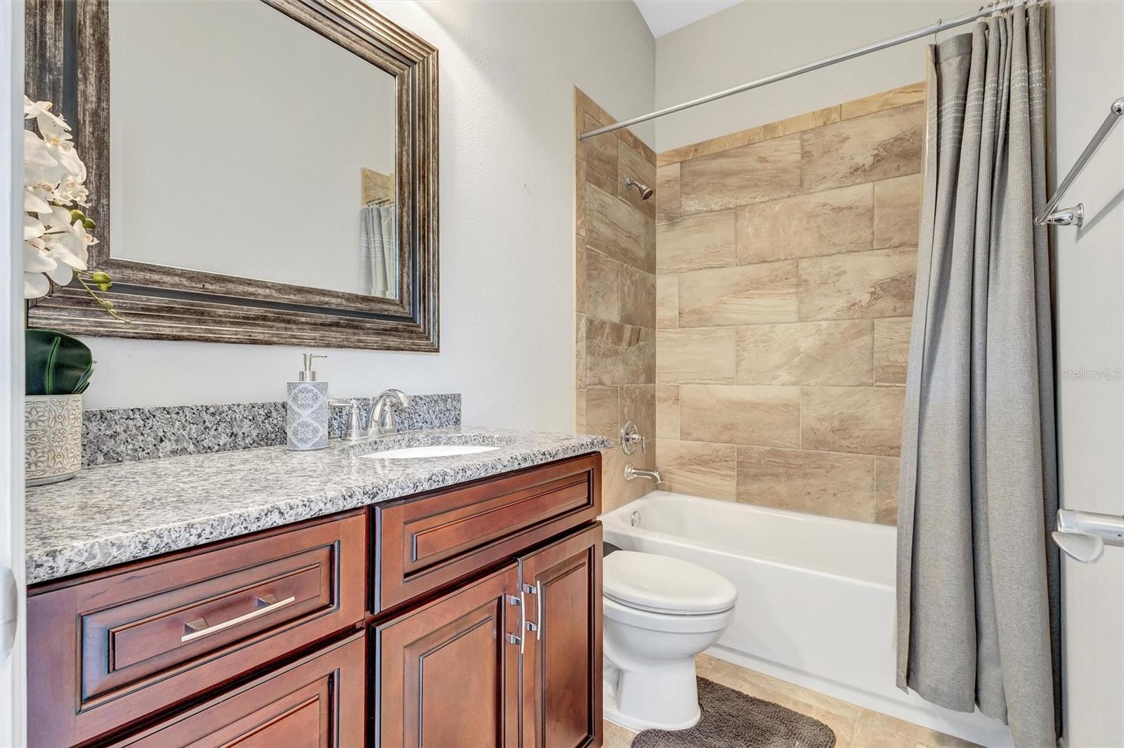 Image 60 of 77 For 12071 Forest Park Circle