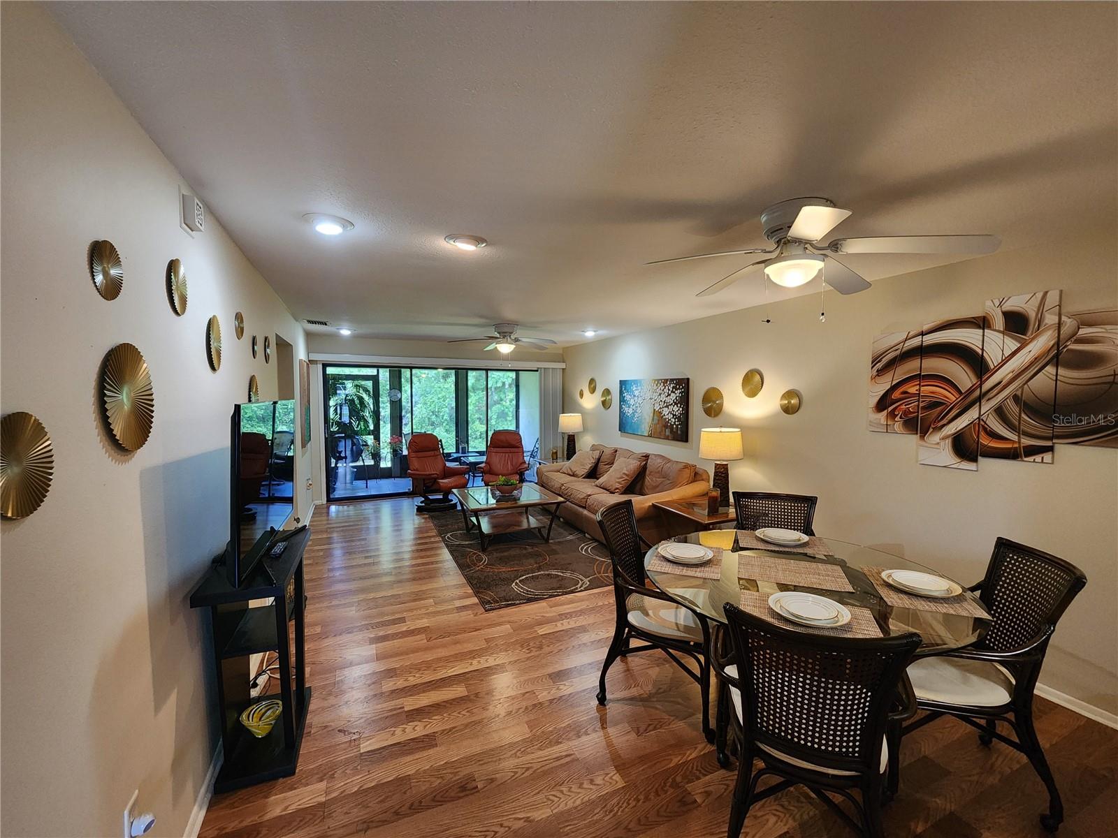 Image 10 of 29 For 948 Beneva Road V25