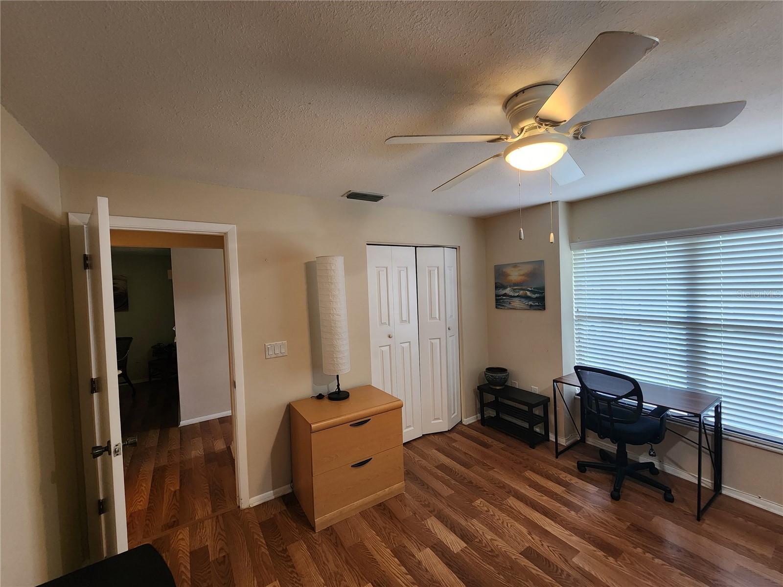Image 20 of 29 For 948 Beneva Road V25