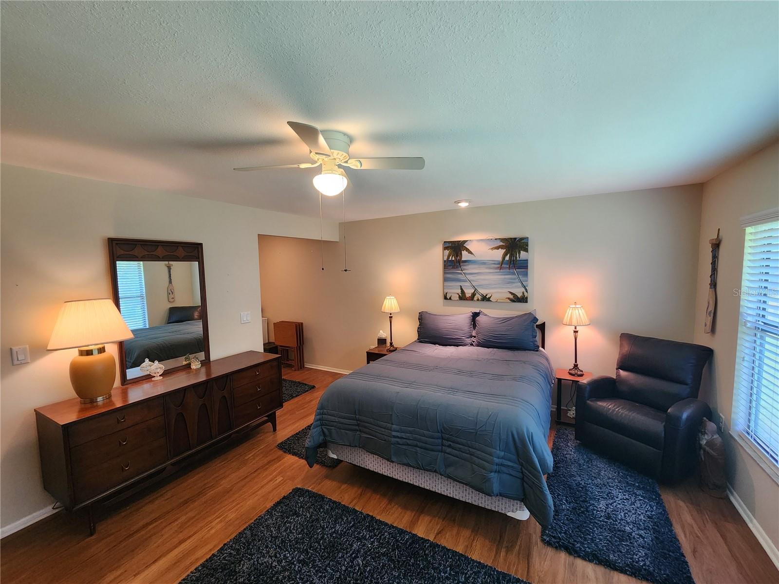 Image 5 of 29 For 948 Beneva Road V25