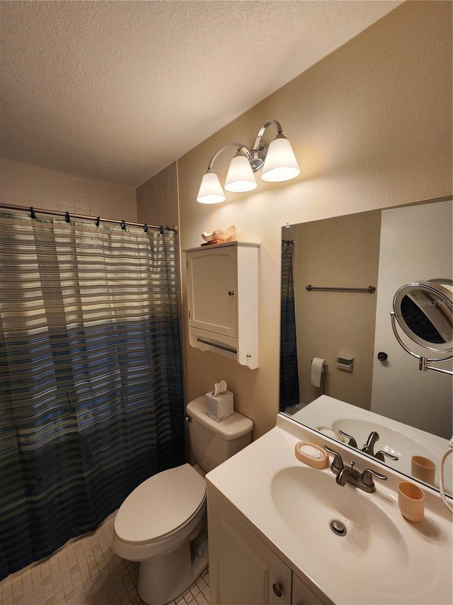 Image 6 of 29 For 948 Beneva Road V25
