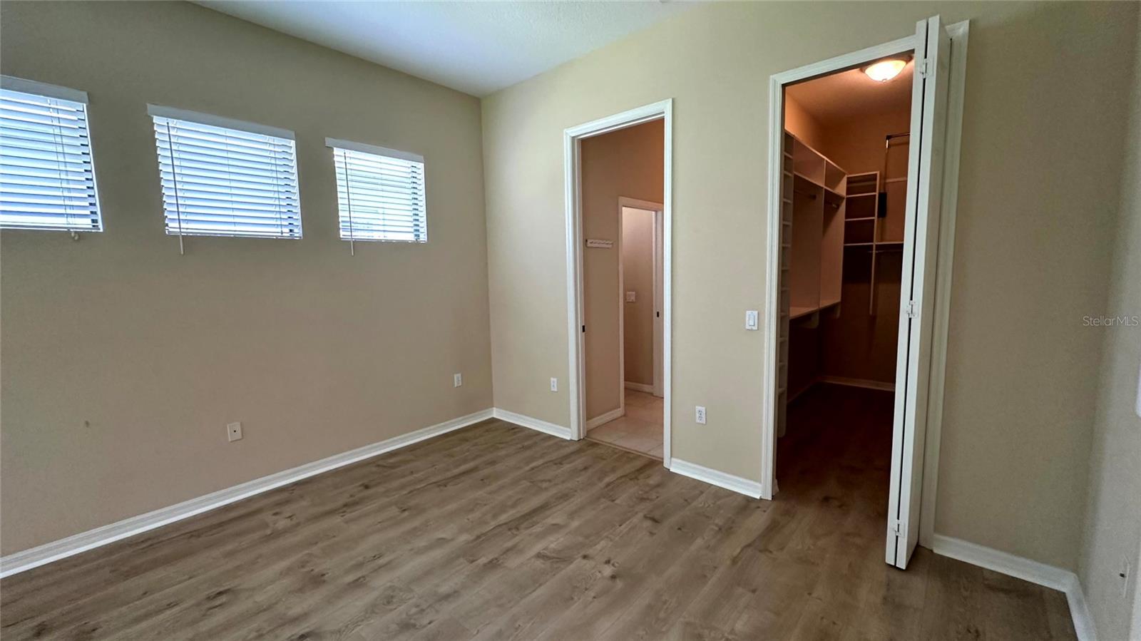 Image 22 of 38 For 8146 Indigo Ridge Terrace -