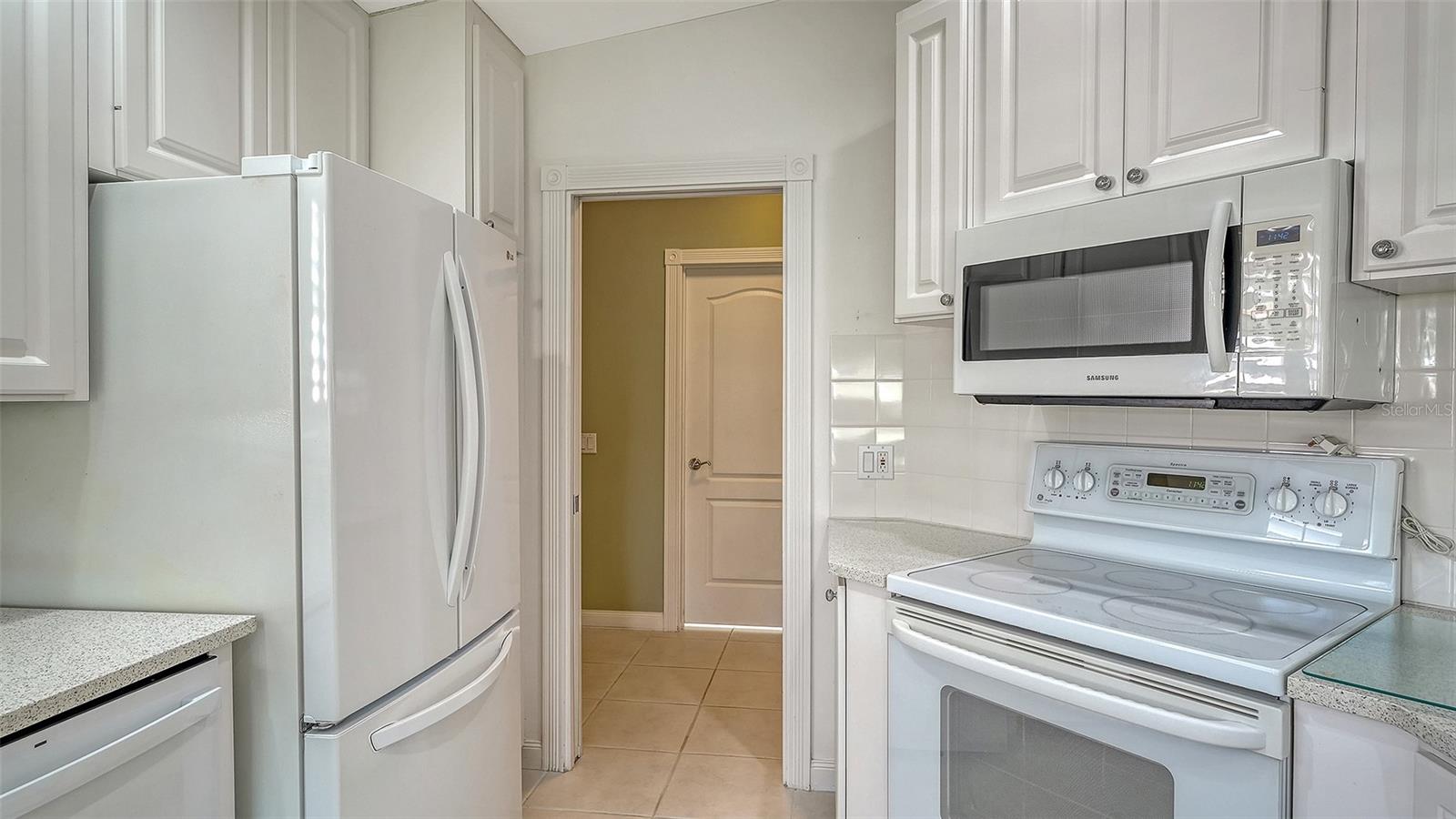 Image 14 of 95 For 5737 Ivrea Drive