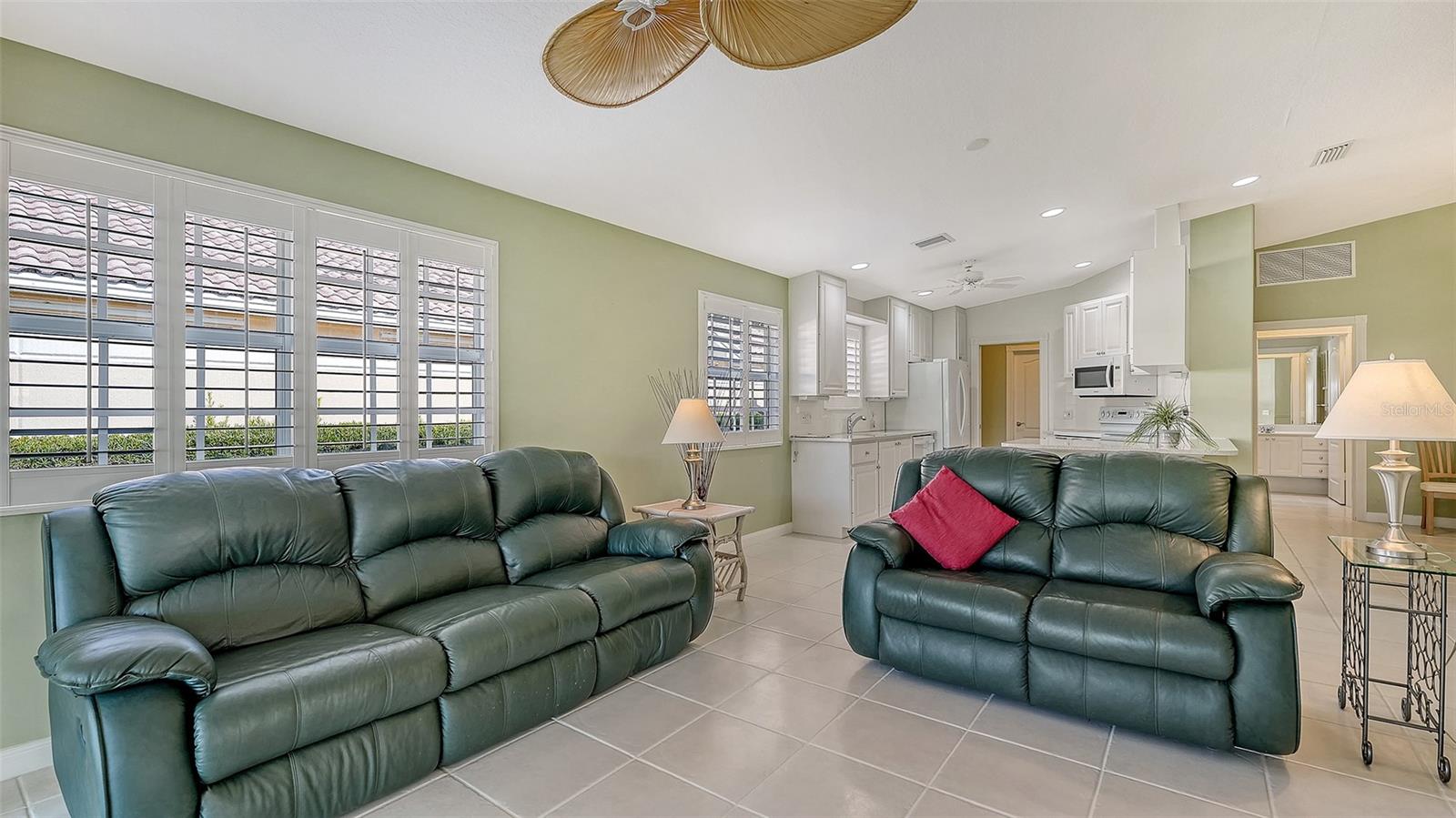 Image 16 of 95 For 5737 Ivrea Drive