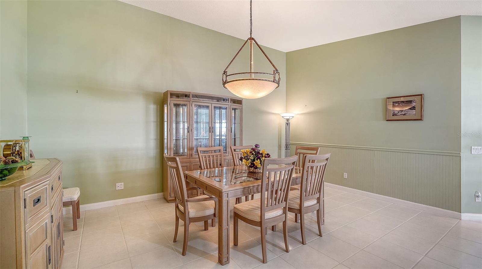 Image 19 of 95 For 5737 Ivrea Drive