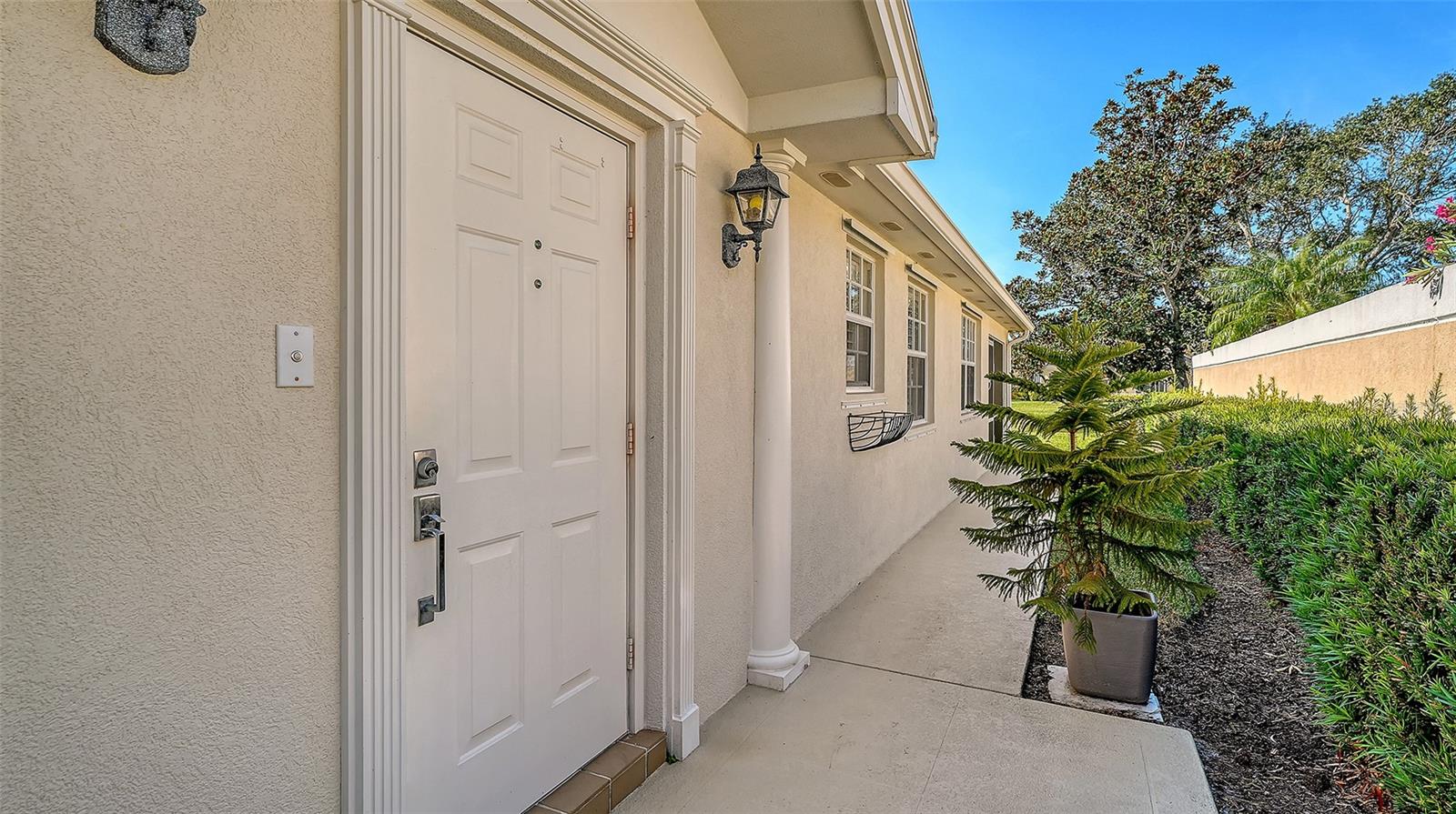 Image 70 of 95 For 5737 Ivrea Drive