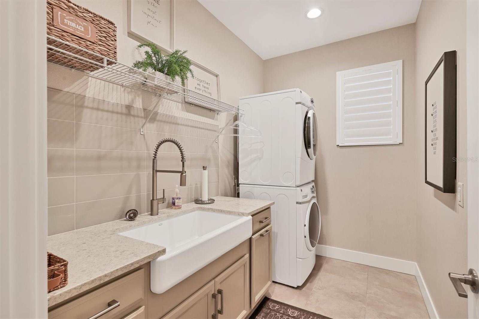 Image 15 of 62 For 895 Seascape Place