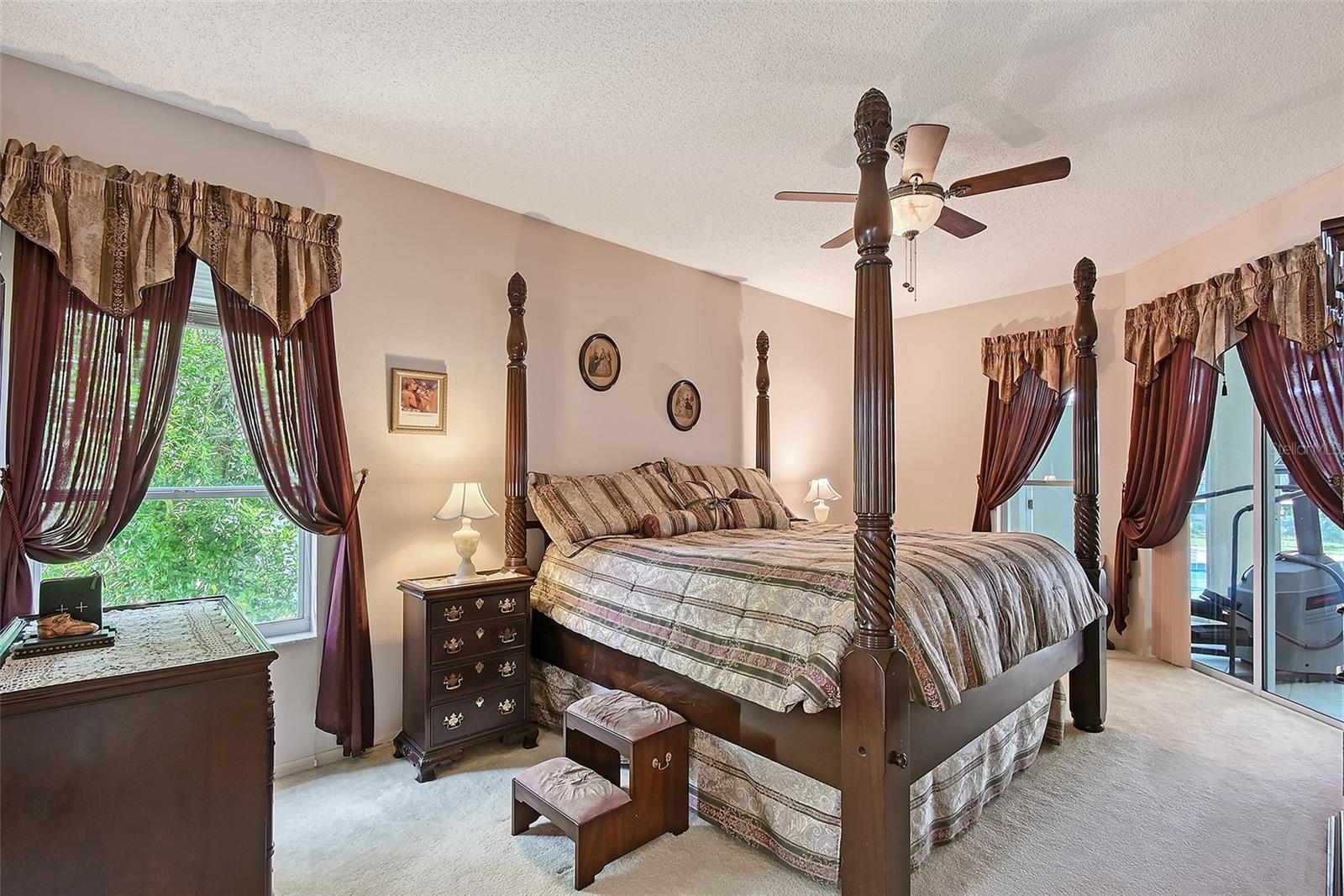 Image 17 of 31 For 8924 Huntington Pointe Drive