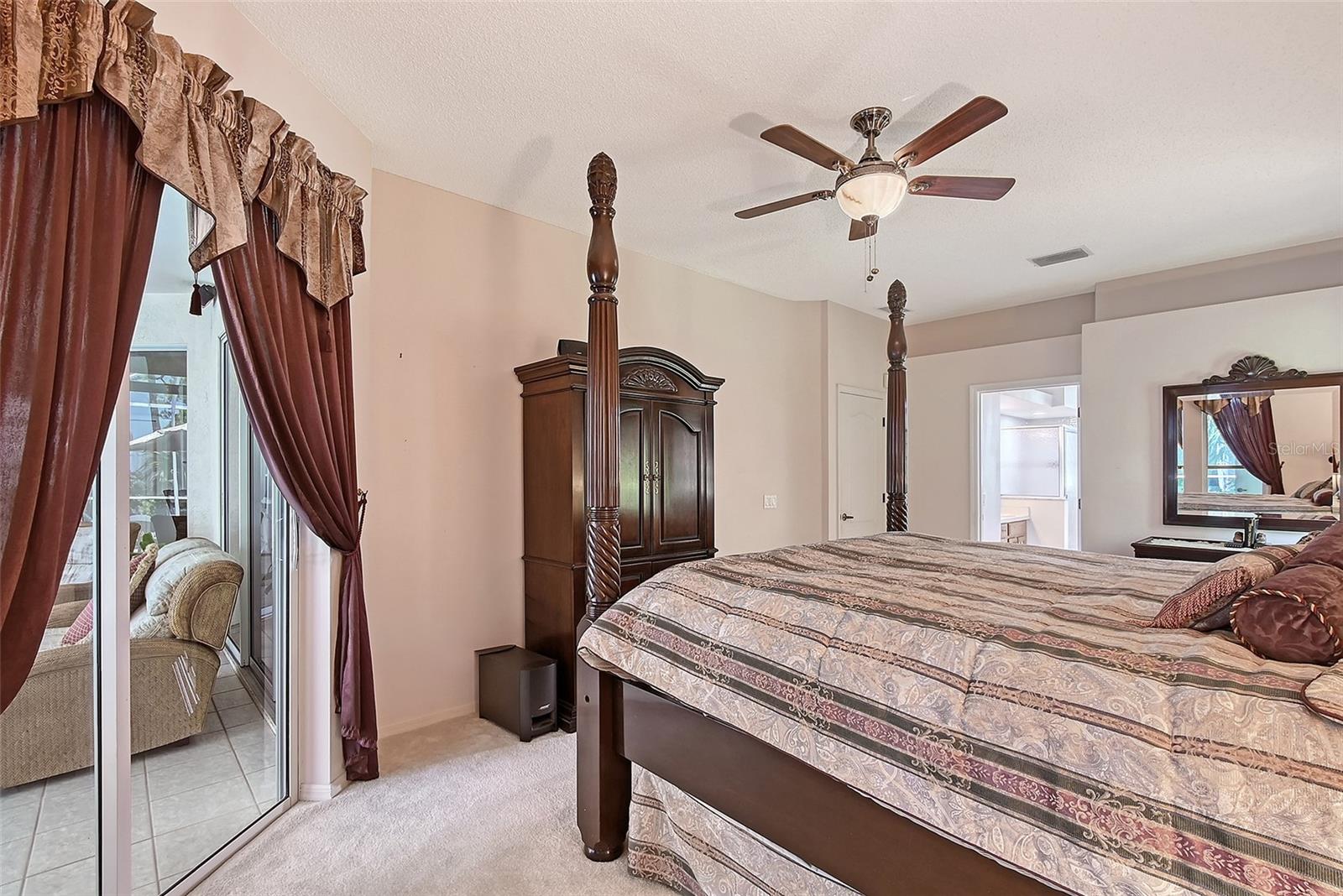 Image 18 of 31 For 8924 Huntington Pointe Drive